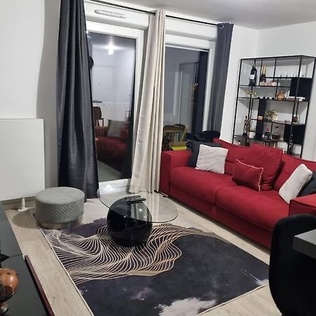 Appartement Cosy Et Equipe Meaux Kültér fotó
