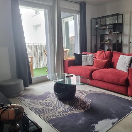 Appartement Cosy Et Equipe Meaux Kültér fotó