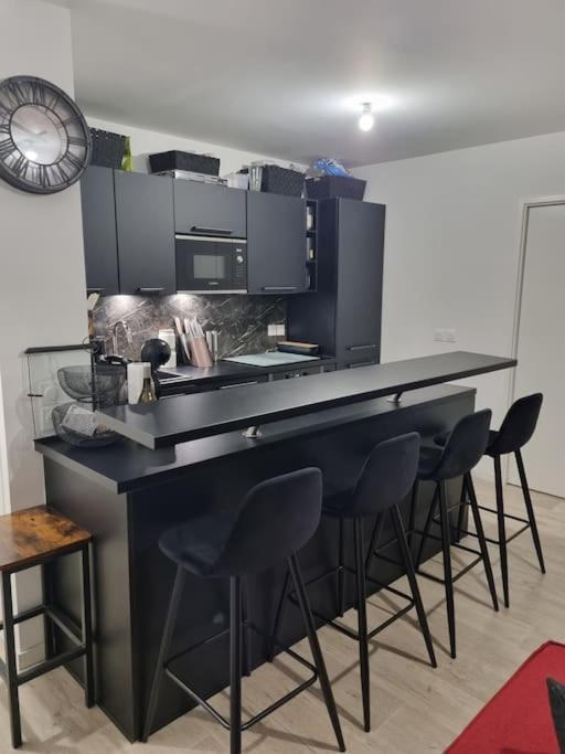 Appartement Cosy Et Equipe Meaux Kültér fotó