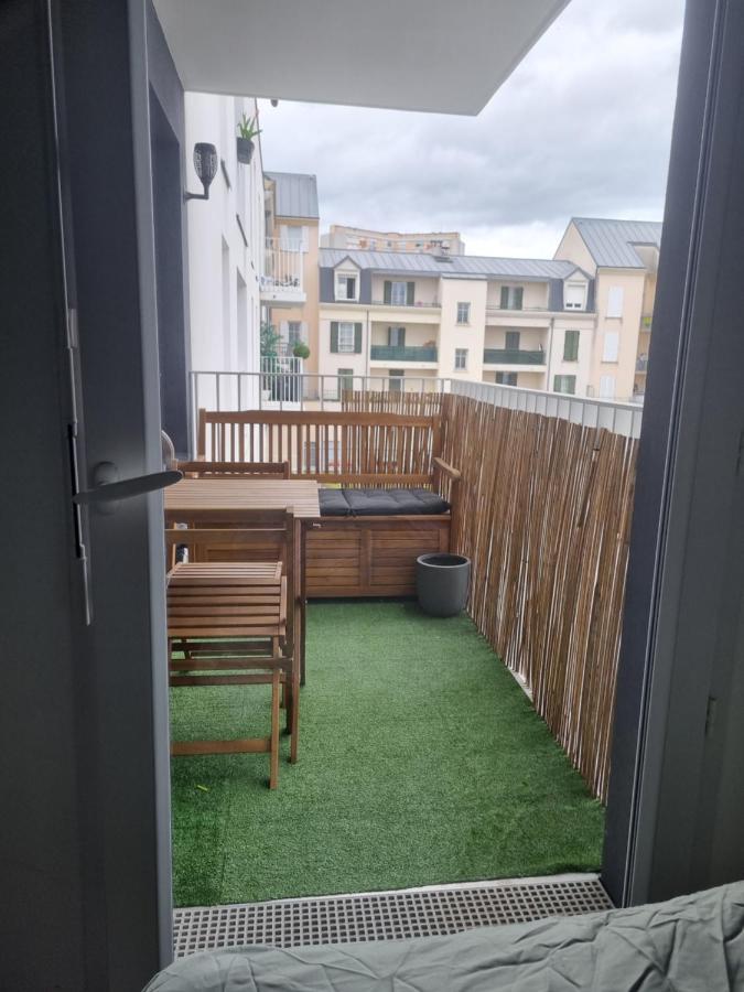 Appartement Cosy Et Equipe Meaux Kültér fotó